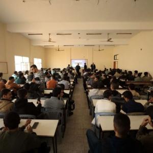 بعد عامين من الإبادة.. الجامعة الإسلامية تستأنف العملية التعليمية واجهيا