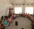 تعليم للأطفال داخل خيمة بعد قصف الاحتلال المدارس في غزة