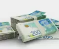 قطاع غزة يعاني منذ اندلاع الحرب في تشرين الأول/أكتوبر 2023 من أزمة غير مسبوقة في السيولة النقدية