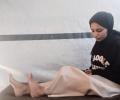 "شذا" تواجه خطر فقدان عظام فخذها بسبب عراقيل الاحتلال للإجلاء الطبي