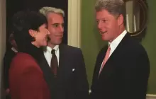 كلينتون ظهر في صور ملفات إبستين مرات عدة