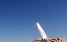 صاروخ باليستي أطلقه الحوثيون على تل أبيب