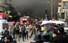 حرائق ودخان يتصاعد من آثار الهجوم الإسرائيلي على لبنان أمس