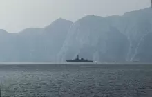 سفينة حربية في مضيق هرمز (أرشيف)