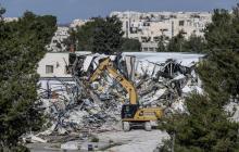 آليات الاحتلال تهدم مقر "أونروا" في القدس المحتلة - (صورة أرشيفية)
