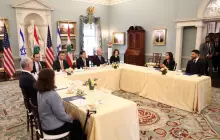الجولة الأولى من المفاوضات المباشرة بين لبنان و"إسرائيل" عُقدت بواشنطن في أبريل/نيسان الماضي