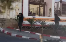 منفذا عملية الخليل الفدائية.