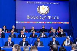 من الاجتماع الأول لـ"مجلس السلام" في واشنطن، 19 فبراير 2026 (مراد غوك/الأناضول)