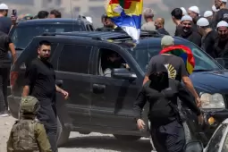 تأتي العملية بعد وساطة أمريكية بين زعيم الدروز حكمت الهجري والحكومة السورية (أرشيفية)