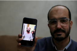 الصحفي والأسير المحرر سامر خوير