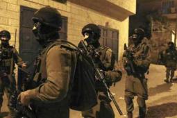 صورة من الأرشيف