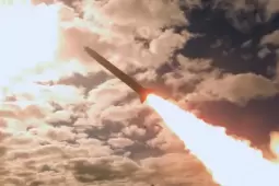 الحرس الإيراني يحذر 15 شركة اجنبية ويطالب بإخلاء محيطها