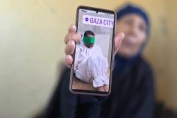 الحاجة زهر شراب، والدة الشاب محمد ربيع شراب