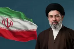 مجتبى خامنئي يبعث رسالةً إلى "حزب الله".. ما فحواها؟