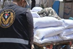 "مباحث التموين" بخانيونس تتلف 700 كجم من الدقيق الفاسد