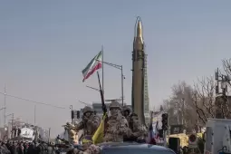 طهران سترد بقوة أكبر على أي اعتداء يستهدف أراضيها أو مصالحها