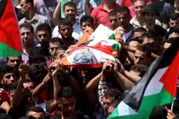 تشيع شهيد فلسطيني في الضفة الغربية - (صورة أرشيفية)