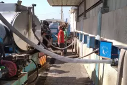 أزمات تواجه عمل محطات تحلية المياه في غزة - (صورة أرشيفية)