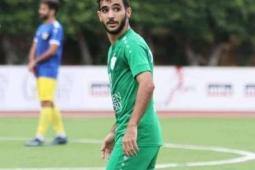 قرر المدير الفني للمنتخب الفلسطيني إيهاب أبو جزر استدعاء المهاجم آدم أحمد للانضمام إلى قائمة الفدائي لتعويض غياب اللاعب حبوس