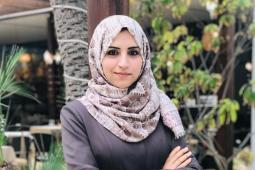 الشاعرة الفلسطينية سمية وادي