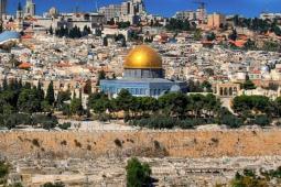 الاحتلال يصعّد حرب التهويد في القدس