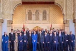 العاهل المغربي يعين أعضاء الحكومة الجديدة.