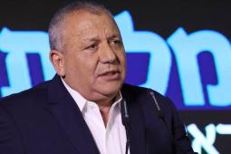 زعيم حزب "يشار" الإسرائيلي المعارض غادي آيزنكوت