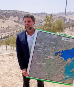 سموتريتش: خطتنا الاستيطانية ستجعل حل الدولتين مستحيلا