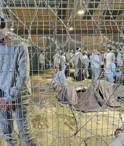 أسرى في سجون الاحتلال (أرشيف)