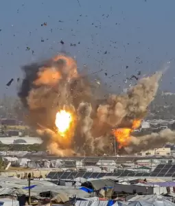 صورة من الأرشيف