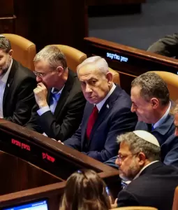 صورة من الأرشيف