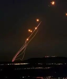 صورة من الأرشيف