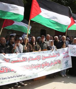 حراك شعبي في غزة رفضًا لقانون "إعدام الأسرى"
