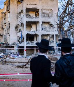 هجمات إيرانية صاروخية متصاعدة تجاه المدن والبلدات المحتلة