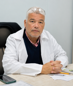 ​    ​المدير الطبي لمركز غزة للسرطان، الدكتور محمد أبو ندى