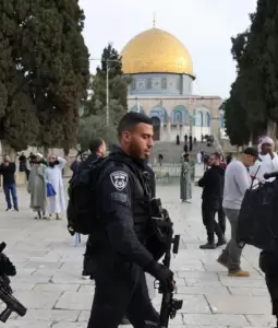 شرطة الاحتلال خلال اقتحام المسجد الأقصى
