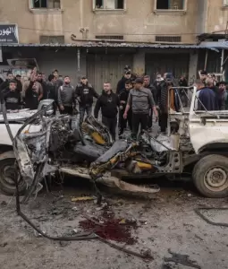 قصف إسرائيلي لمركبة شرطية في غزة - (صورة أرشيفية)