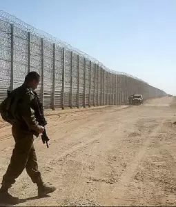 التقديرات الأمنية لدى الاحتلال تشير إلى امتلاك الحوثيين والفصائل العراقية قدرات تمكّنهم من تهديد "إسرائيل"