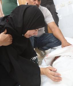 من وداع الشهداء بغزة أمس