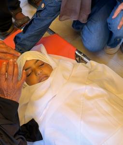 الطفلة صباح الحشاش استشهدت متأثرة بإصابتها برصاص قوات الاحتلال في منطقة الإقليمي بمواصي خان يونس قبل أيام (تصوير/ رمضان الآغا) 