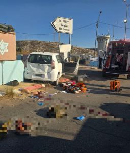 أصيب جندي في جيش الاحتلال بجروح خطير في عملية دهس استهدفت دورية مشتركة للشرطة والجيش عند حاجز بيت عور