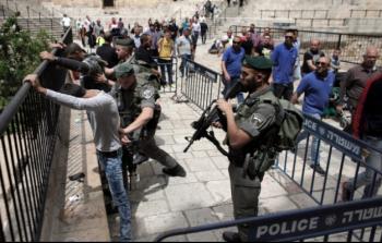  قوات الاحتلال اعتقلت الشبان الستة أول أمس