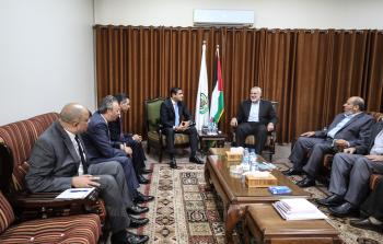 لقاء سابق لوفد أمني مصري بهنية (الأناضول)