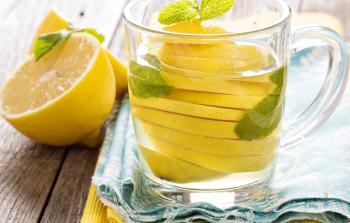 الليمون له المفعول السحري لتنظيف الجسم من آثار الأدوية والسموم