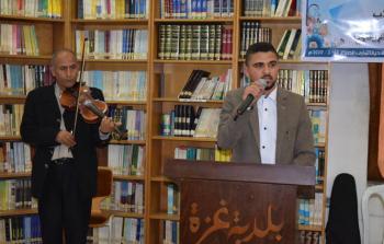 أحمد القريناوي أحد الذين يواجهون صعوبات في نشر مؤلفاتهم (أرشيف)