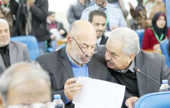 جانب من الجلسة الطارئة في المجلس التشريعي أمس - تصوير / ياسر فتحي