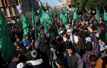 جباليا: أنصار حركة حماس يشاركون في  الاحتفالات بذكرى انطلاقتها الـ 29 (أ ف ب)