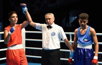 الملاكم الواعد زيد شكوكاني في الركن الأحمر