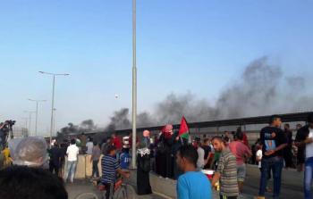 استهدفت قوات الإحتلال سيارة إسعاف بقنبلة غاز مباشرة