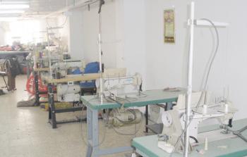 حالة من الركود الاقتصادي تخيم على مصانع الخياطة في القطاع (أرشيف)